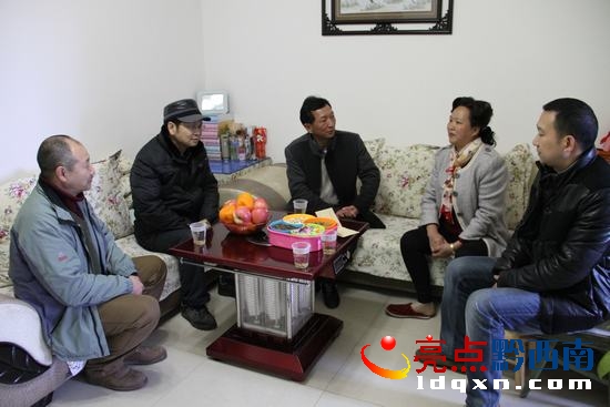 圖為慰問現(xiàn)場(chǎng)。.jpg