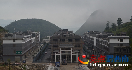 俯瞰晴隆縣城民族風情街