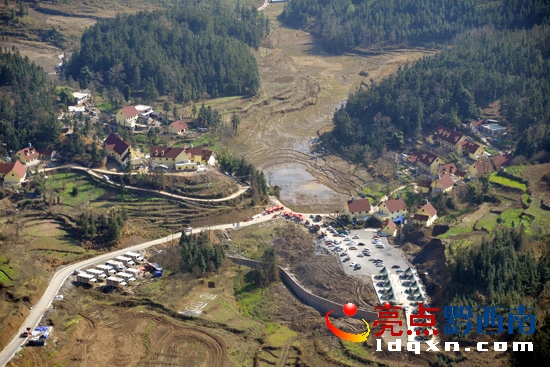 異國風(fēng)情的“史迪威”小鎮(zhèn)(陳亞林攝影).jpg
