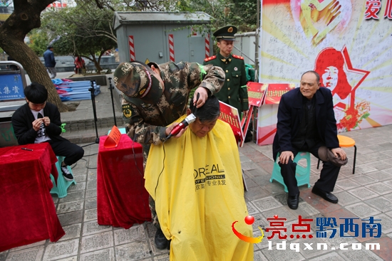 愛(ài)民助民.JPG