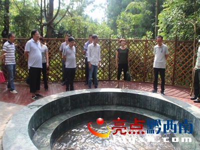 圖為檢查現(xiàn)場2.jpg