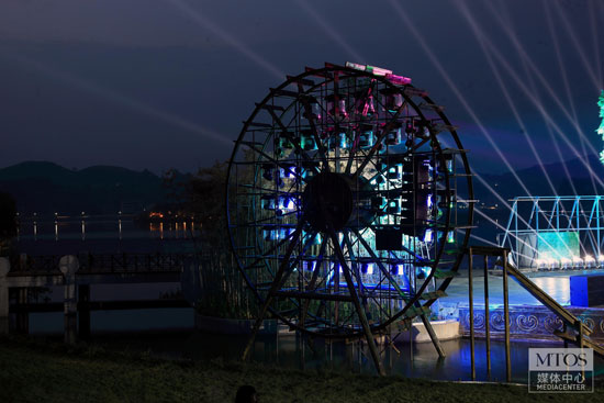 三岔河露營斟基地夜景和水幕電影 郭澤玉攝1(12).jpg