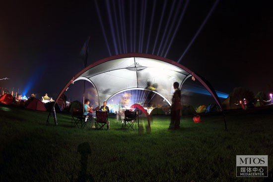 三岔河露營斟基地夜景和水幕電影 郭澤玉攝1(19).jpg