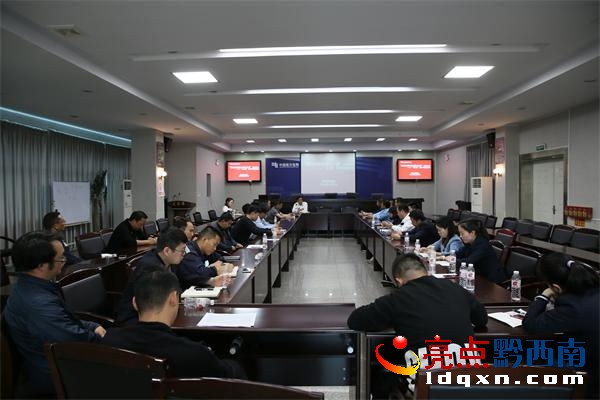座談會(huì)現(xiàn)場(chǎng)_看圖王.jpg